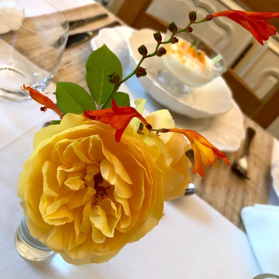 Houesville Navy & Co B&B 외부 사진